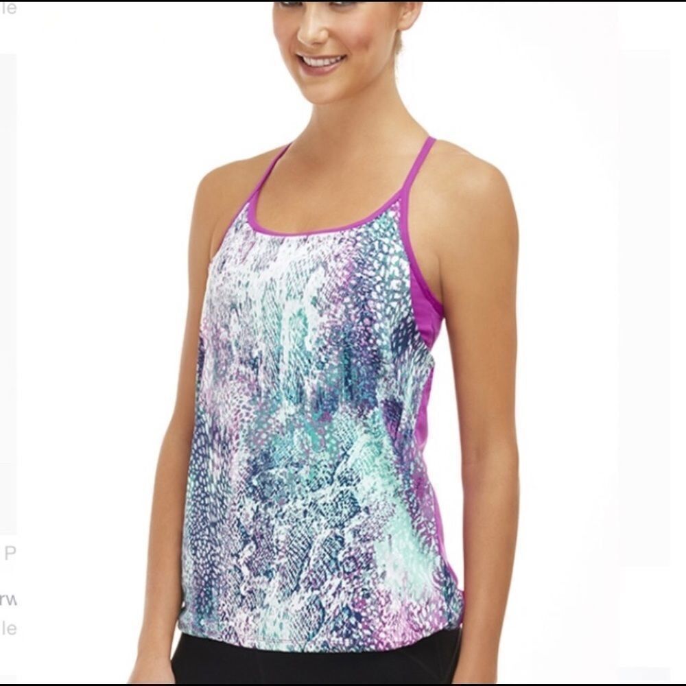 Fabletics Norwalk tank top with built in bra